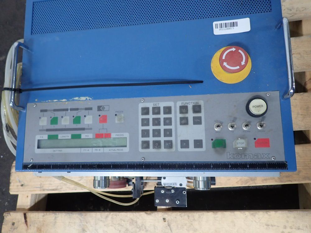 Komax Wire Cut & Strip Machine