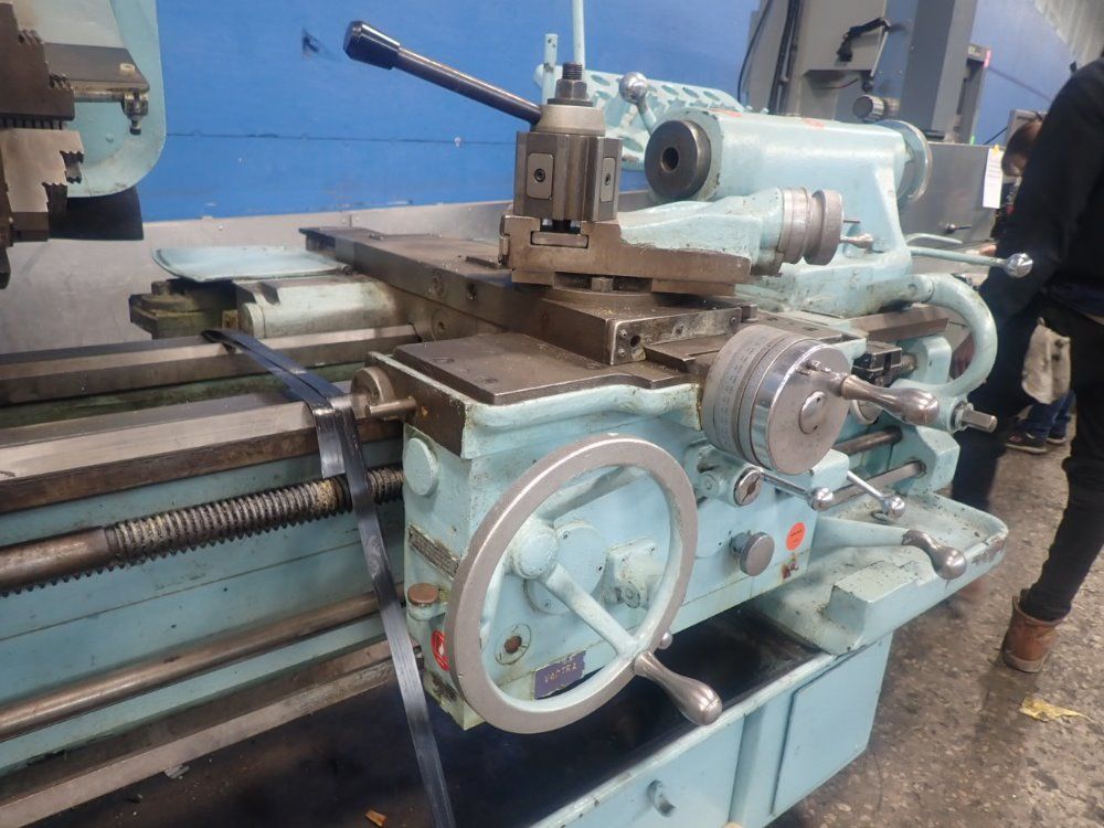 Monarch 18 1/2" X 32" 612 Lathe - 612