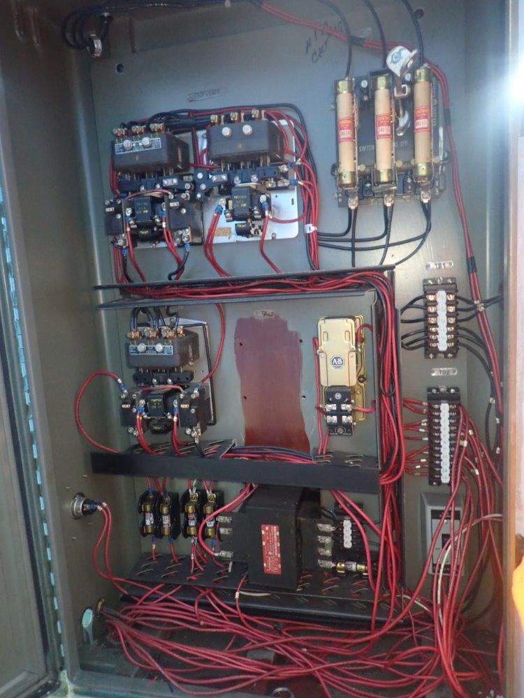 Monarch 18 1/2" X 32" 612 Lathe - 612