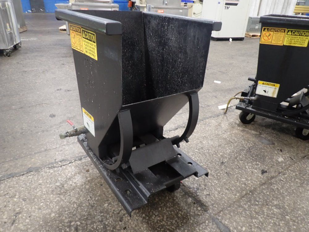 Universal Handling Equipment Self Dumping Hopper