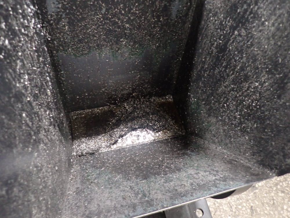 Universal Handling Equipment Self Dumping Hopper