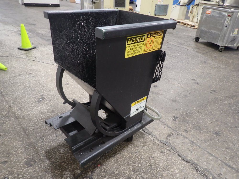 Universal Handling Equipment Self Dumping Hopper