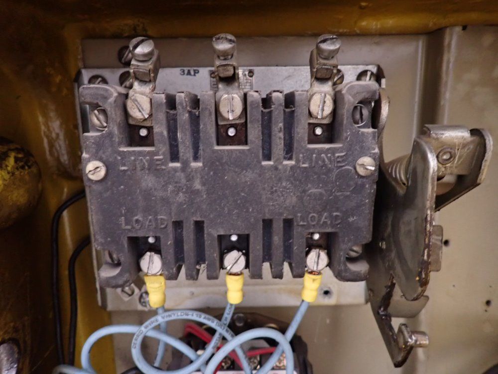 Brown & Sharpe 1 1/2" 2g Auto Screw Machine - 2g