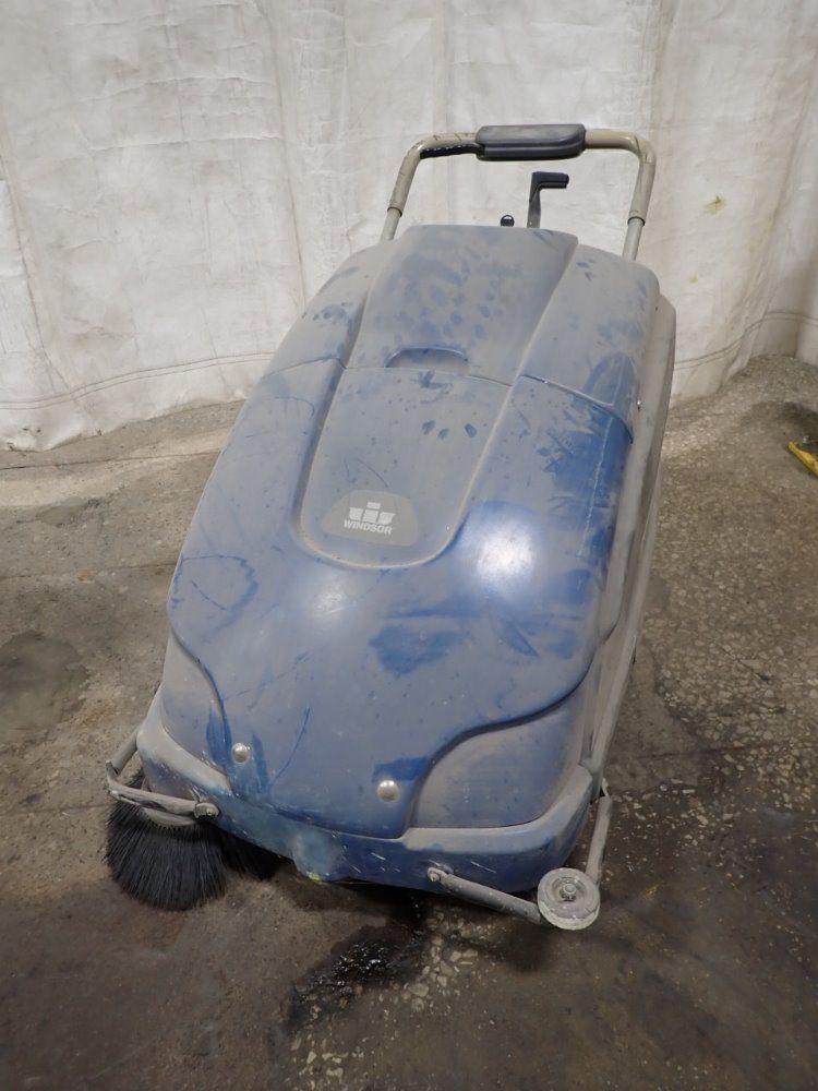 Winsor Floor Sweeper