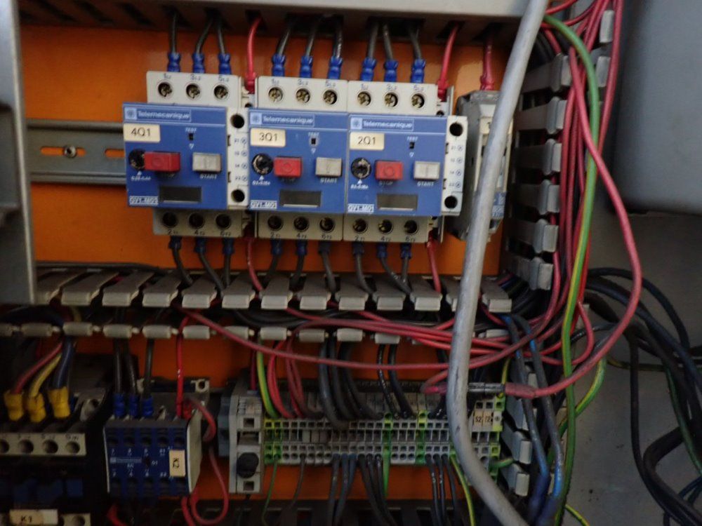 Clausing Colchester 15" X 48" Lathe - 15 Vs