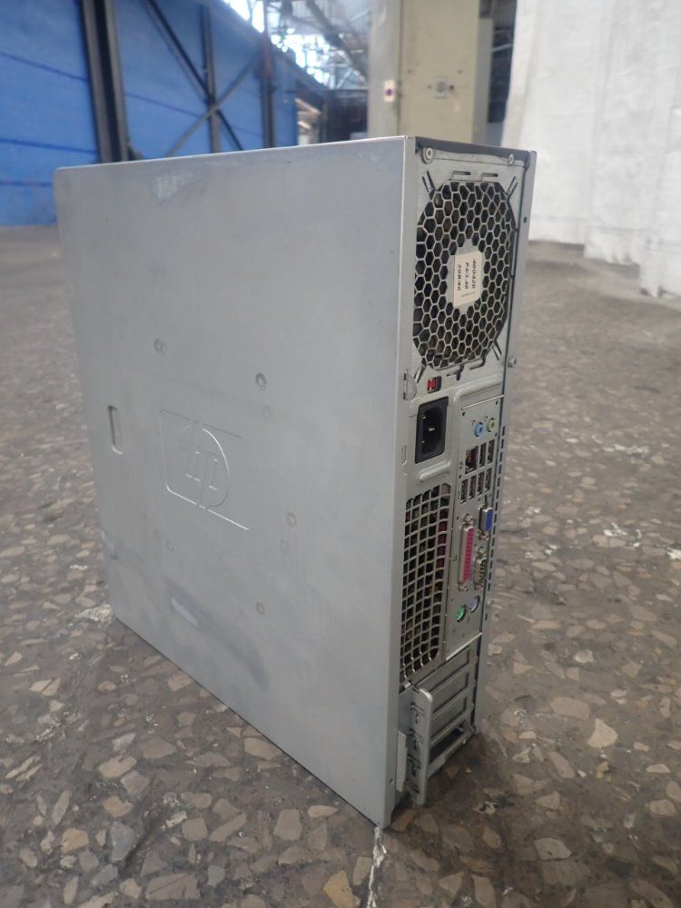 Hewlett Packard Desktop Computer