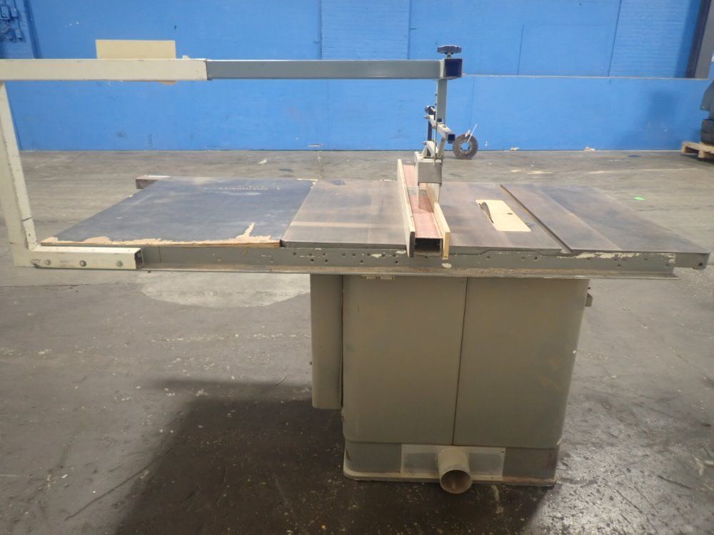 Delta/rockwell Tilting Arbor Saw