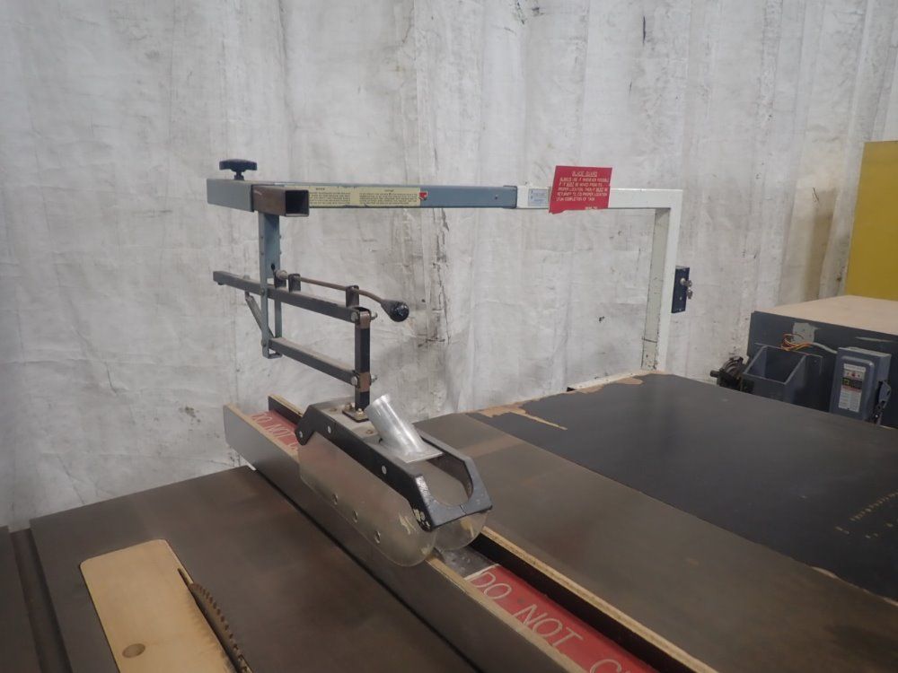 Delta/rockwell Tilting Arbor Saw