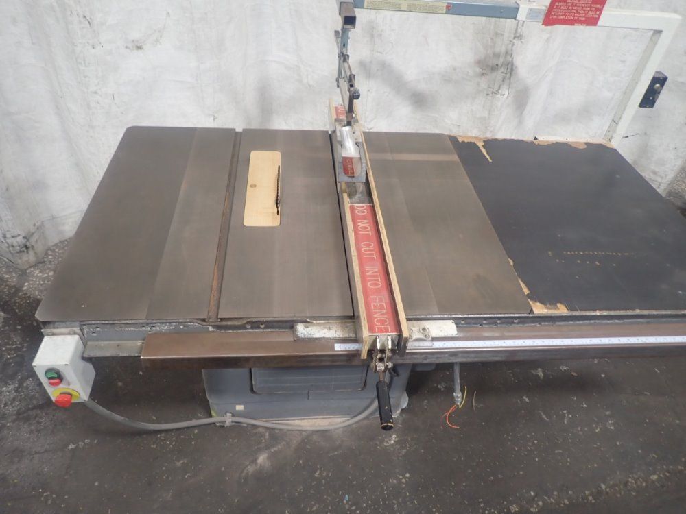 Delta/rockwell Tilting Arbor Saw