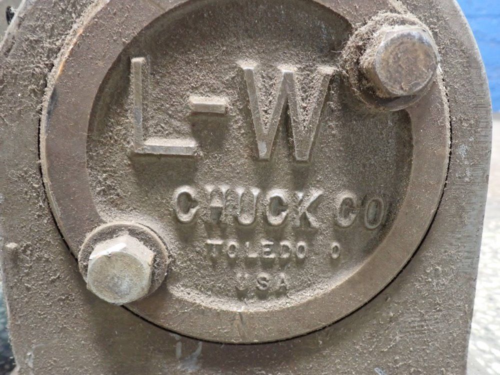 L-w Chuck Co. Dividing Head