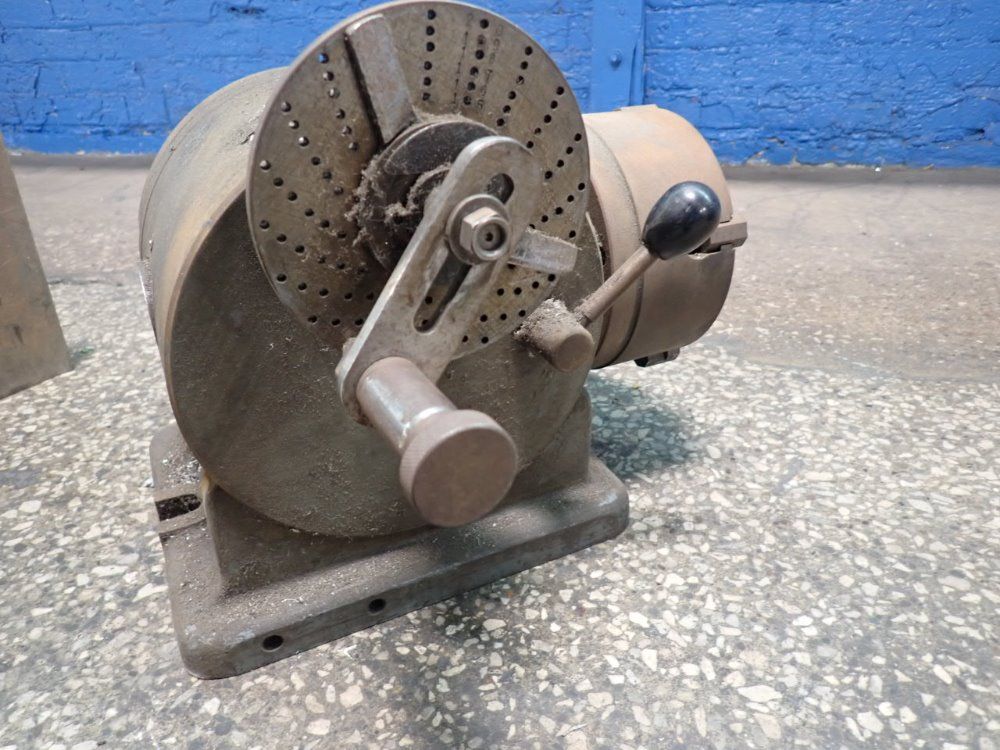 L-w Chuck Co. Dividing Head
