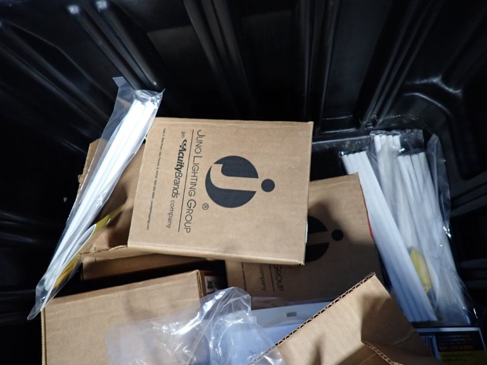 Juno Lighting Light Fixture