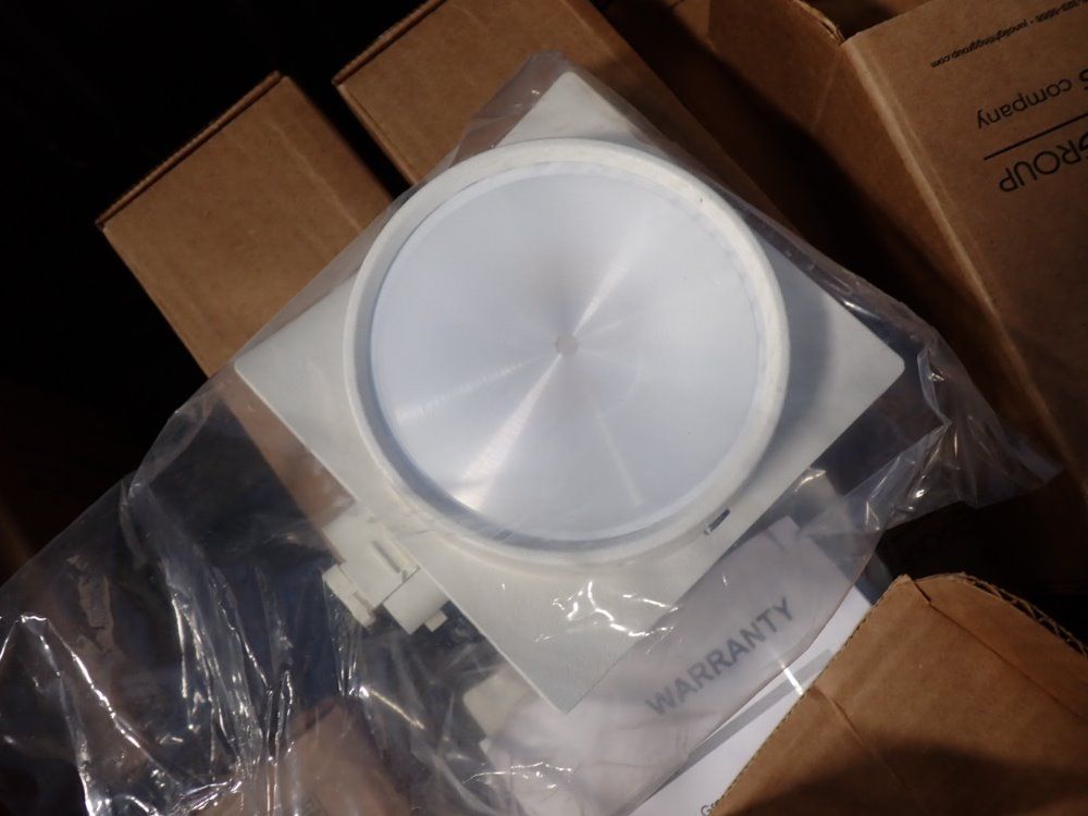 Juno Lighting Light Fixture