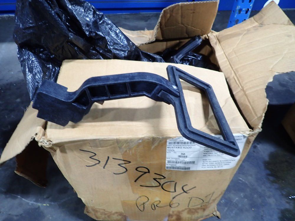 Fabtronic Mustang Hood Tool