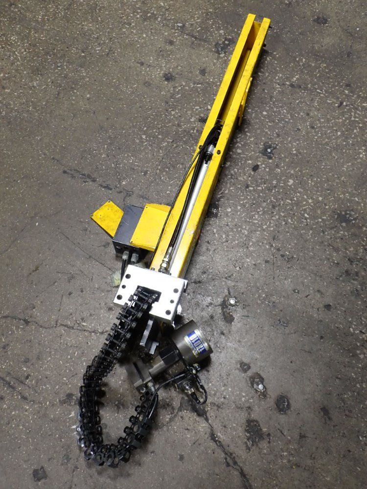 Pascal Traveling Clamp