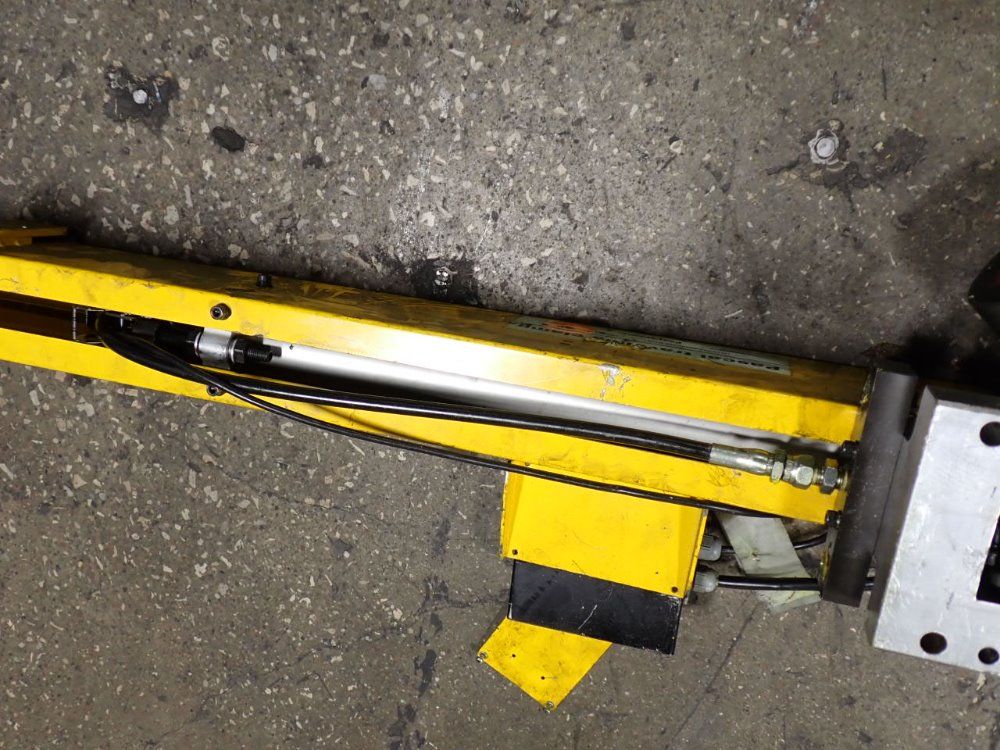 Pascal Traveling Clamp