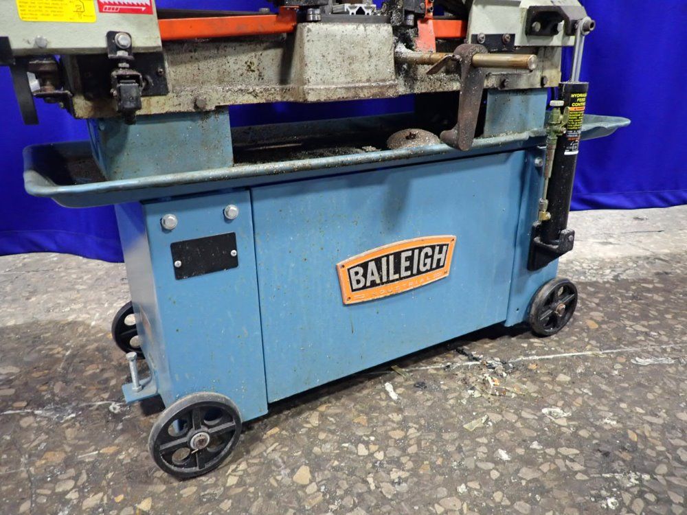 Baileigh 7 X 12 Bs712m Horizontal Band Saw  Bs712m