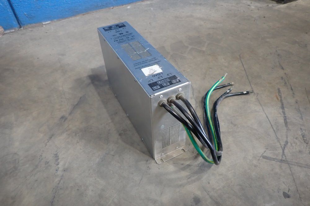 Schneider Electric Emc Filter - Am0emc212