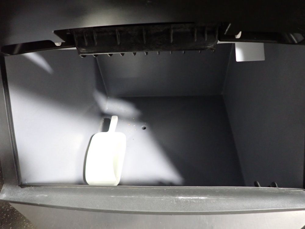 Manitowoc Iy0304a-161 Ice Maker - Iy0304a-161