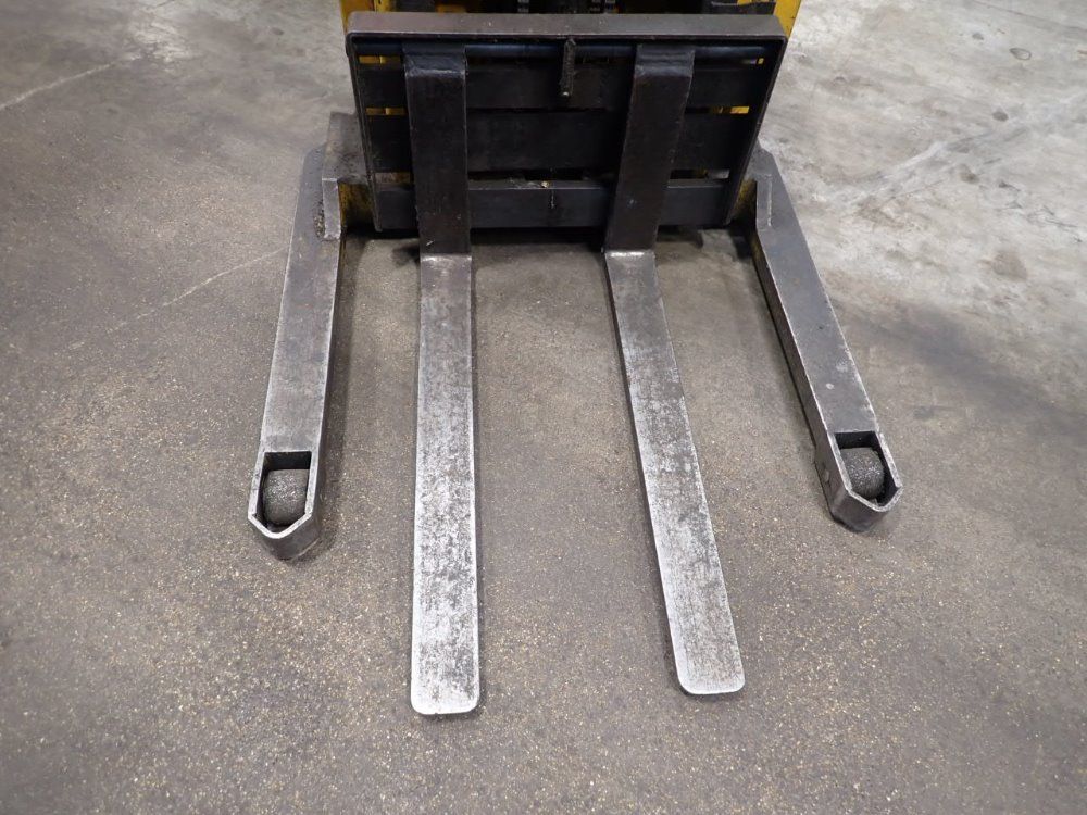 Big Joe 3000 Lbs Electric Lift - Ddh-30-106