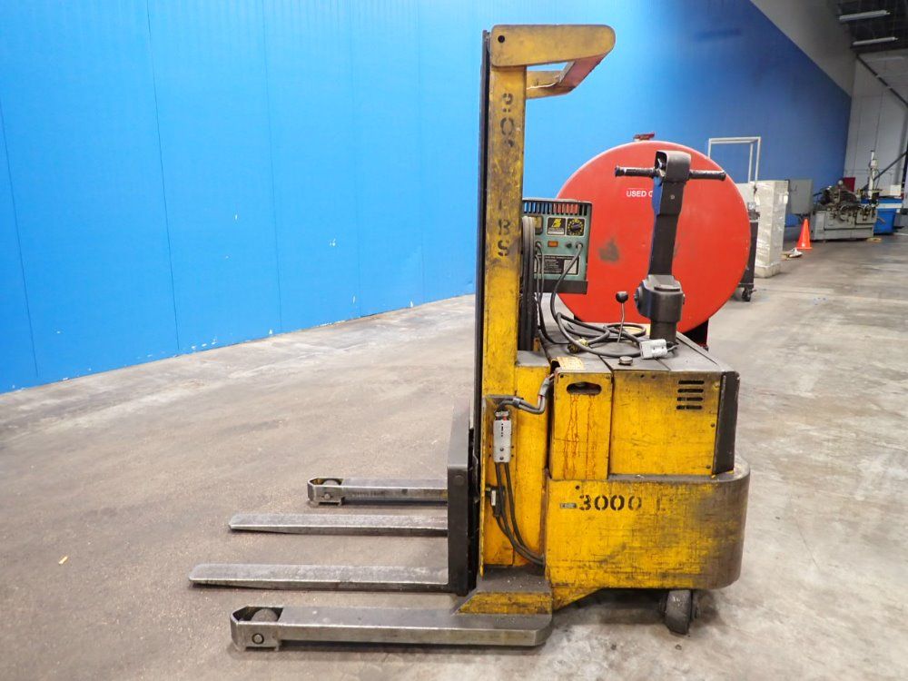 Big Joe 3000 Lbs Electric Lift - Ddh-30-106