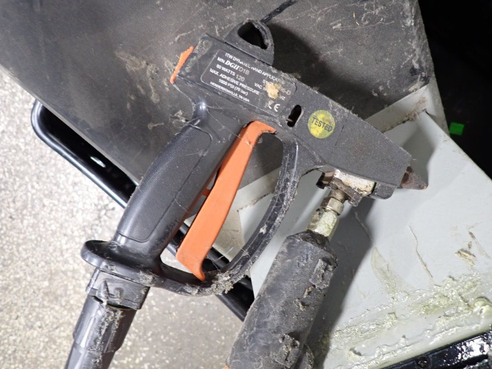 Dynatec Hot Melt Adhesive Unit