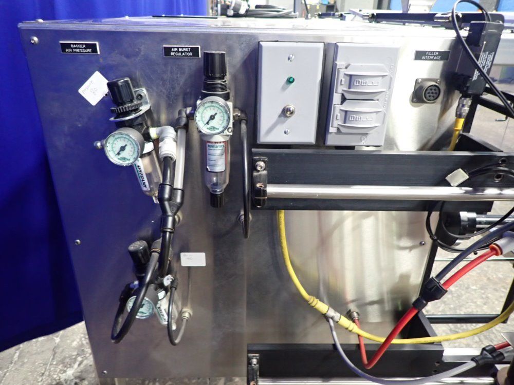 Phoenix Engineering Go Packer 1000 Vertical Form Filling Machine Packer - Go Packer 1000