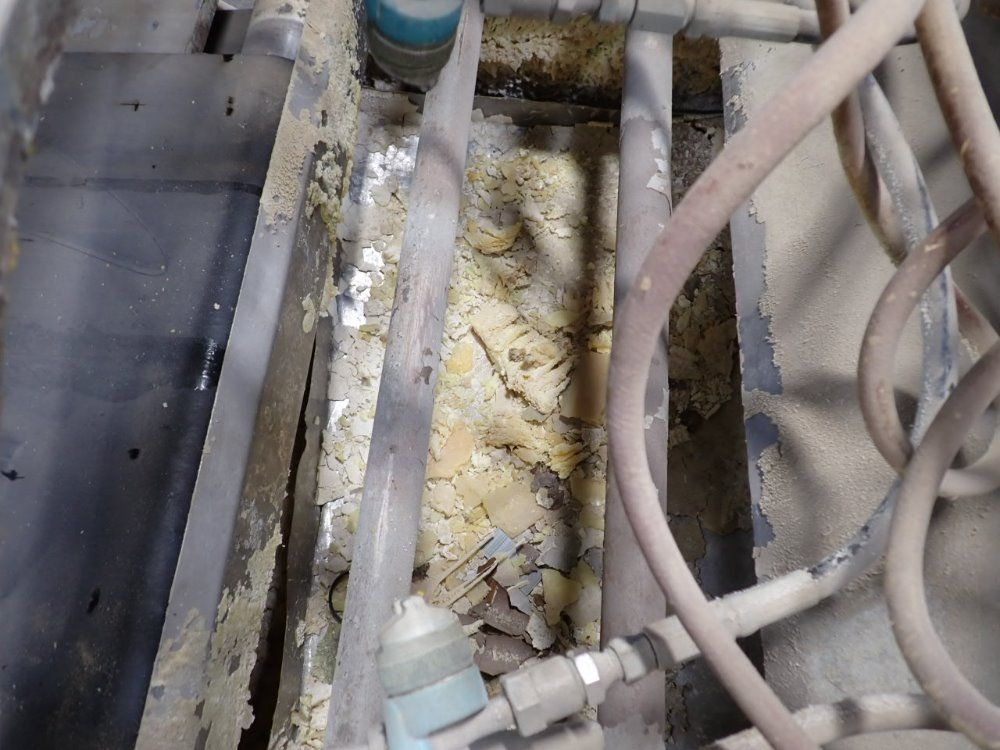 Leif & Lorentz 32" W X 5" H Spray Machine - B3