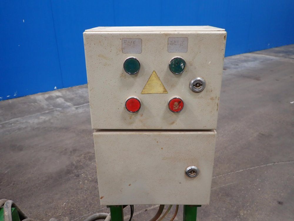 Leif & Lorentz 32" W X 5" H Spray Machine - B3