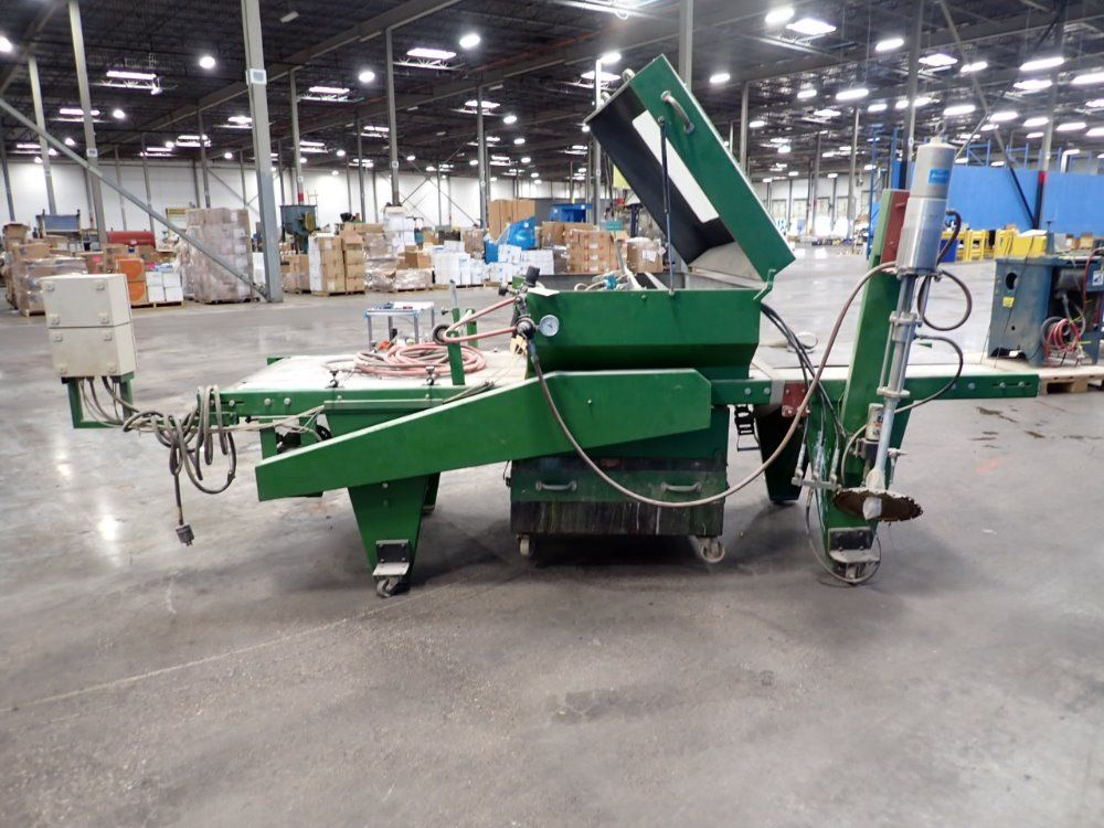 Leif & Lorentz 32" W X 5" H Spray Machine - B3