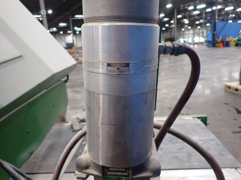 Leif & Lorentz 32" W X 5" H Spray Machine - B3