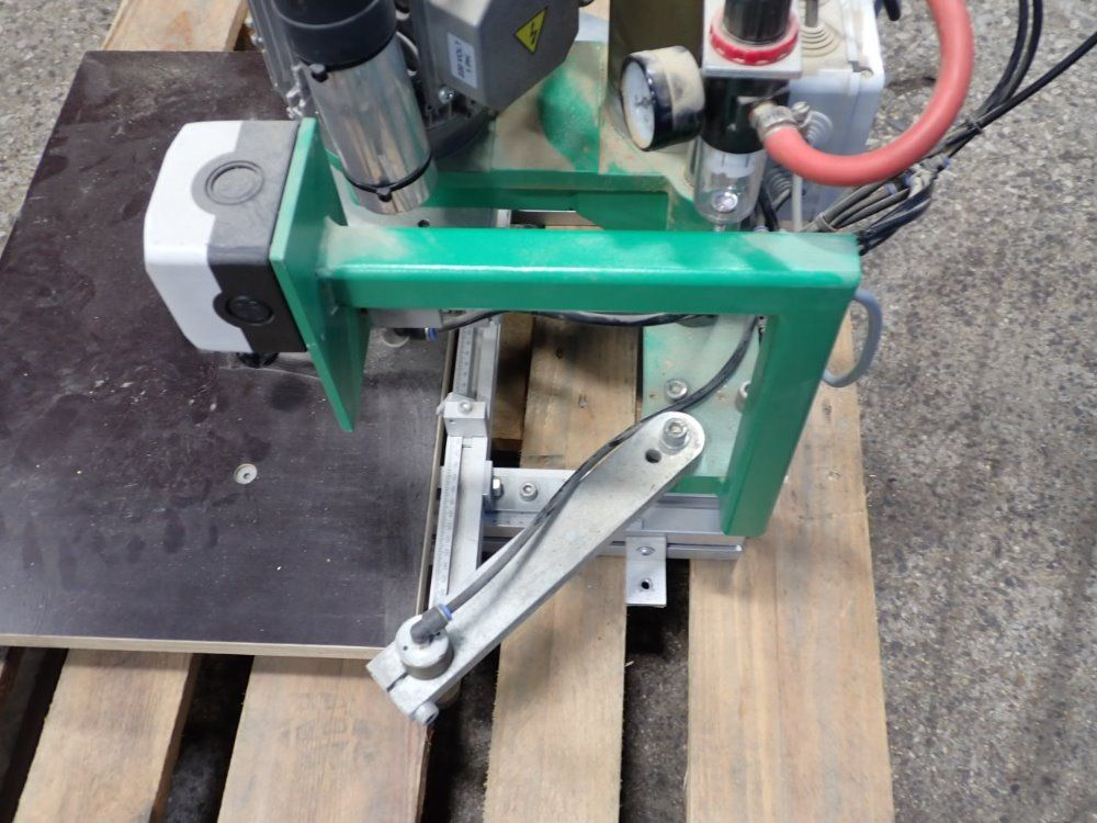 Pfluka Hinge Bore & Inserting Machine - Grass Pro 1