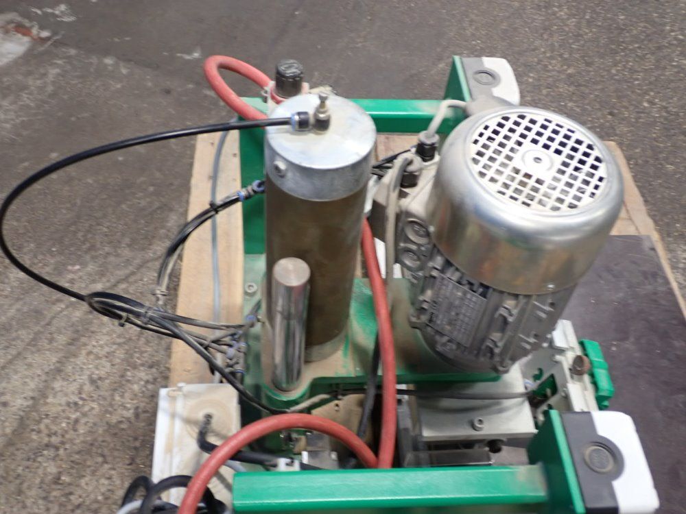 Pfluka Hinge Bore & Inserting Machine - Grass Pro 1