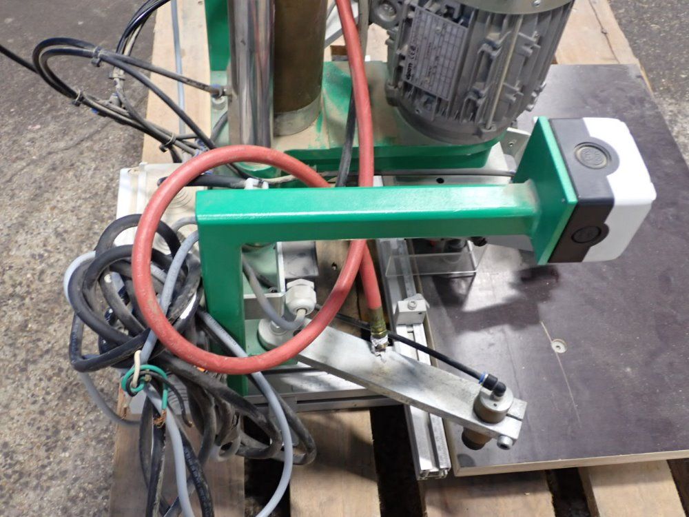 Pfluka Hinge Bore & Inserting Machine - Grass Pro 1