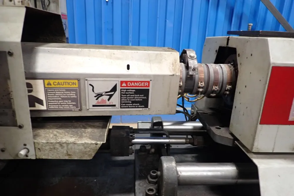Van Dorn Demag 15hp/11kw Injection Molding Machine - 85ht