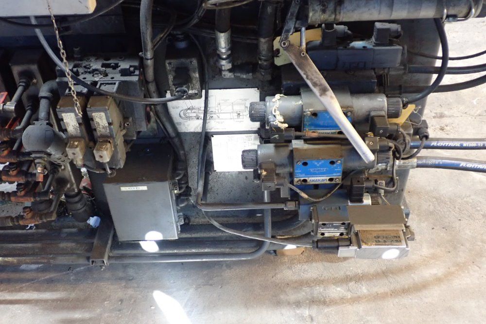 Van Dorn Demag 15hp/11kw Injection Molding Machine - 85ht