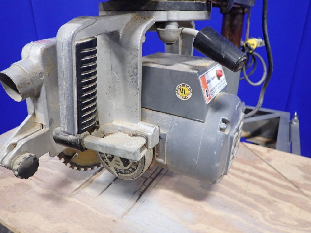 Black & Decker Radial Arm Saw