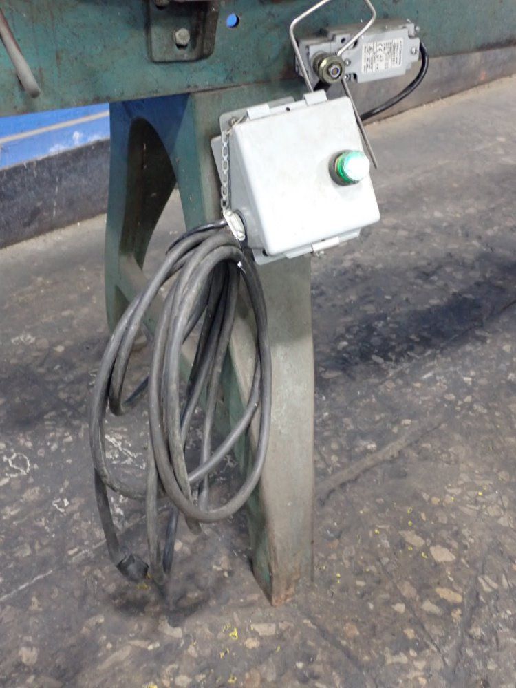 Wells Metal Horizontal Band Saw