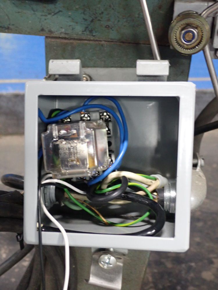 Wells Metal Horizontal Band Saw