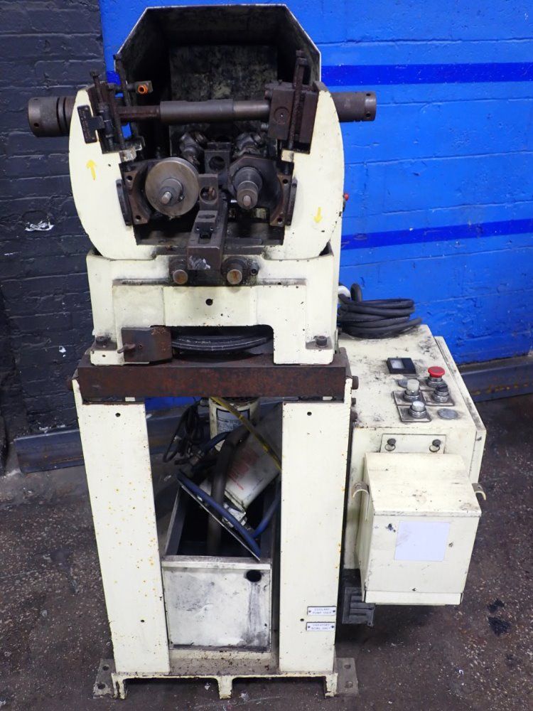 Kinefac Thread Roller