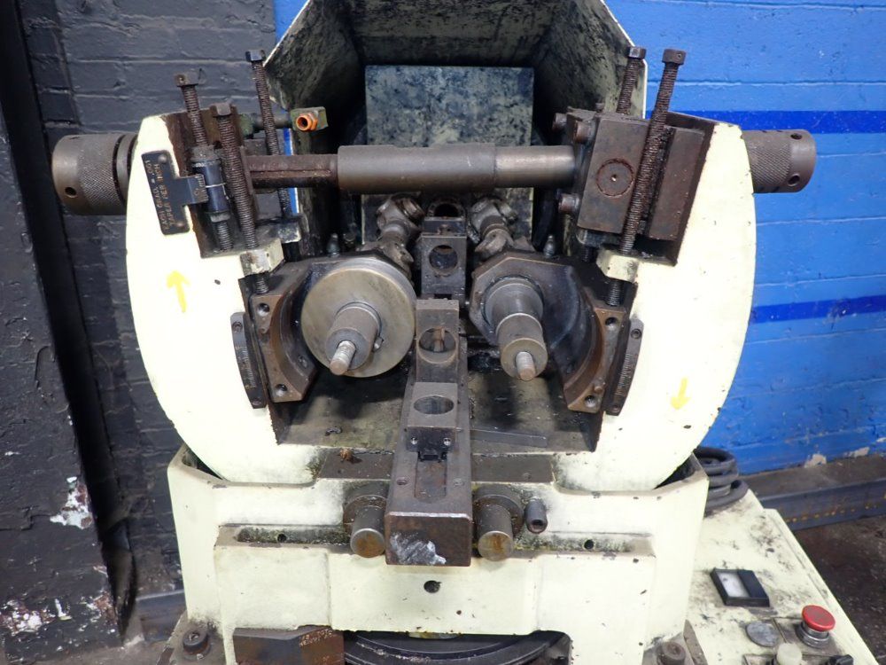 Kinefac Thread Roller