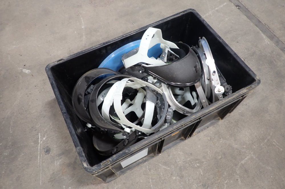 N/a N/a Lot Of Shields - N/a