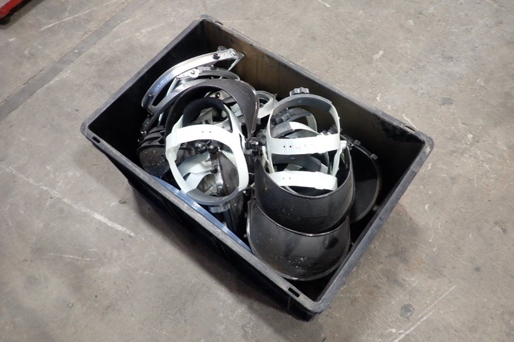 N/a N/a Lot Of Shields - N/a