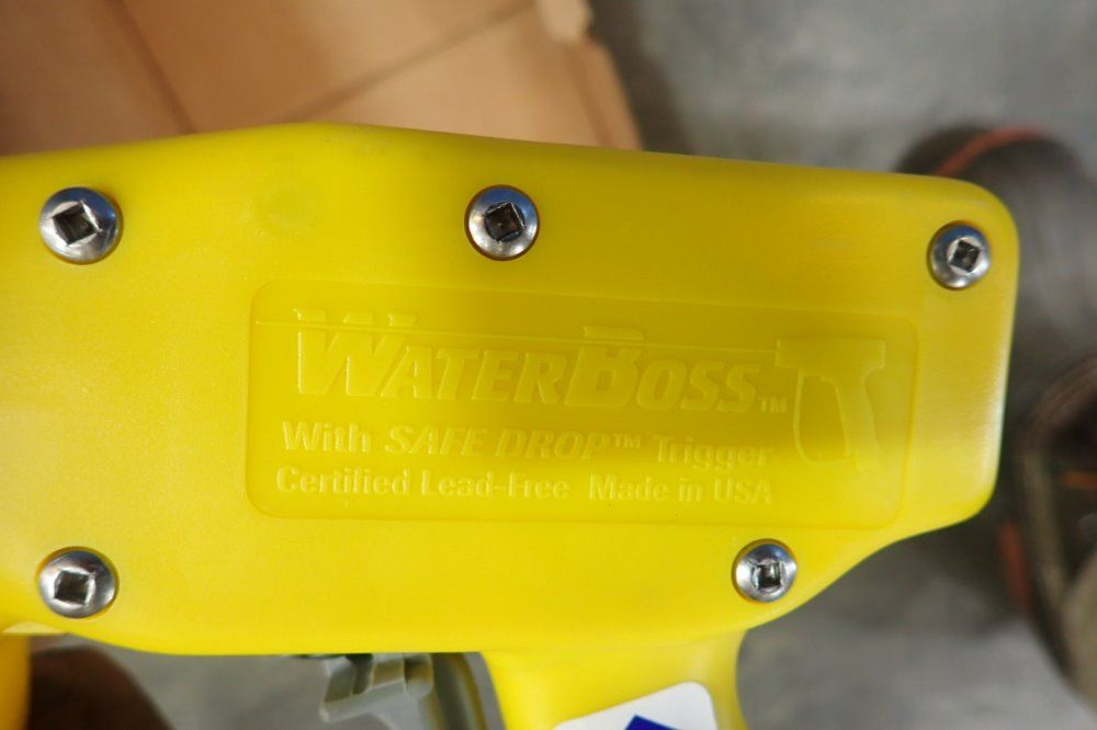 Waterboss 300psi Industrial Washdown Gun - 300-1/2-l