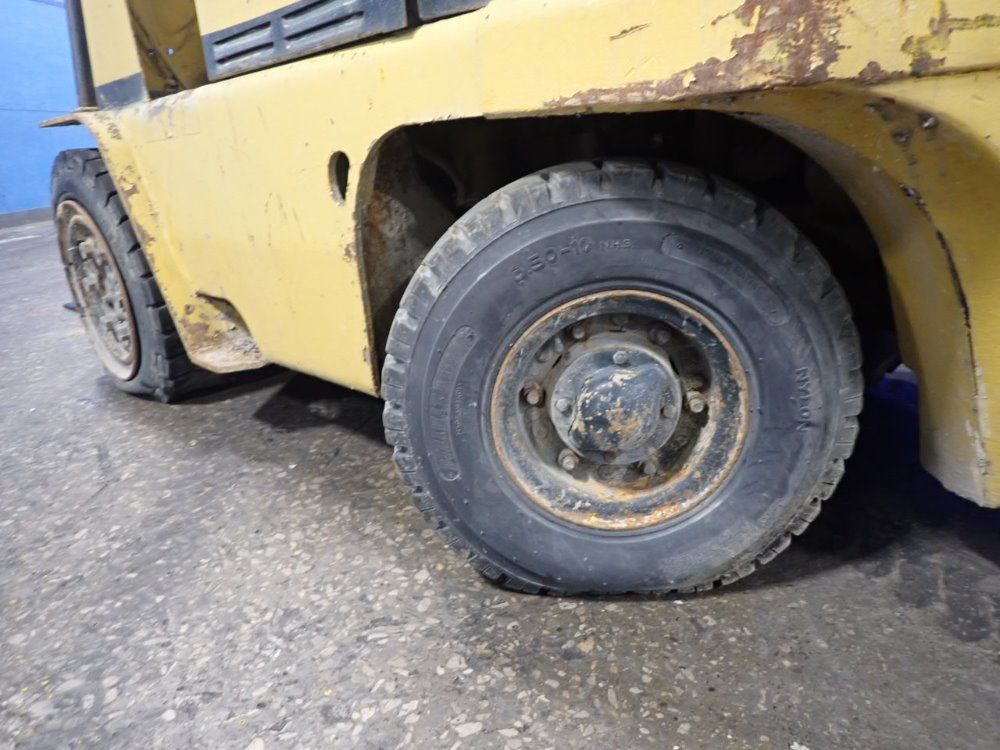 Caterpillar 5500 Lbs V50c Propane Forklift - V50c