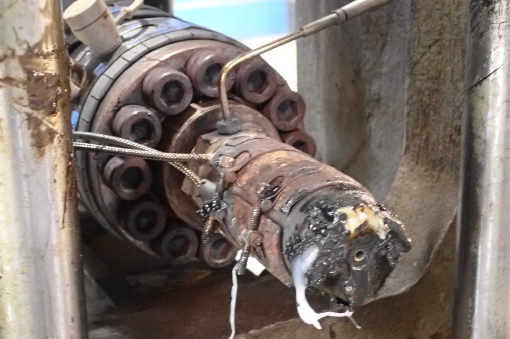 Newbury 30ton/60a 30 Ton Injection Molder - V4-30ars