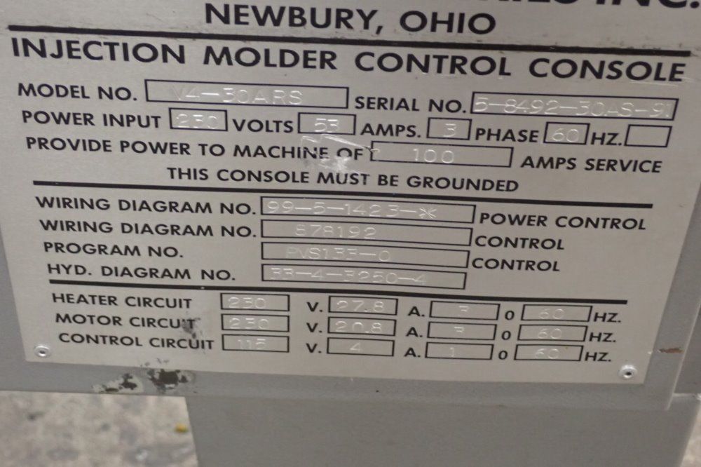 Newbury 30ton/60a 30 Ton Injection Molder - V4-30ars