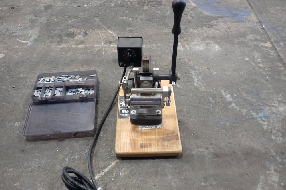 Kingsley Electronic Marking Machine - Ktd-106