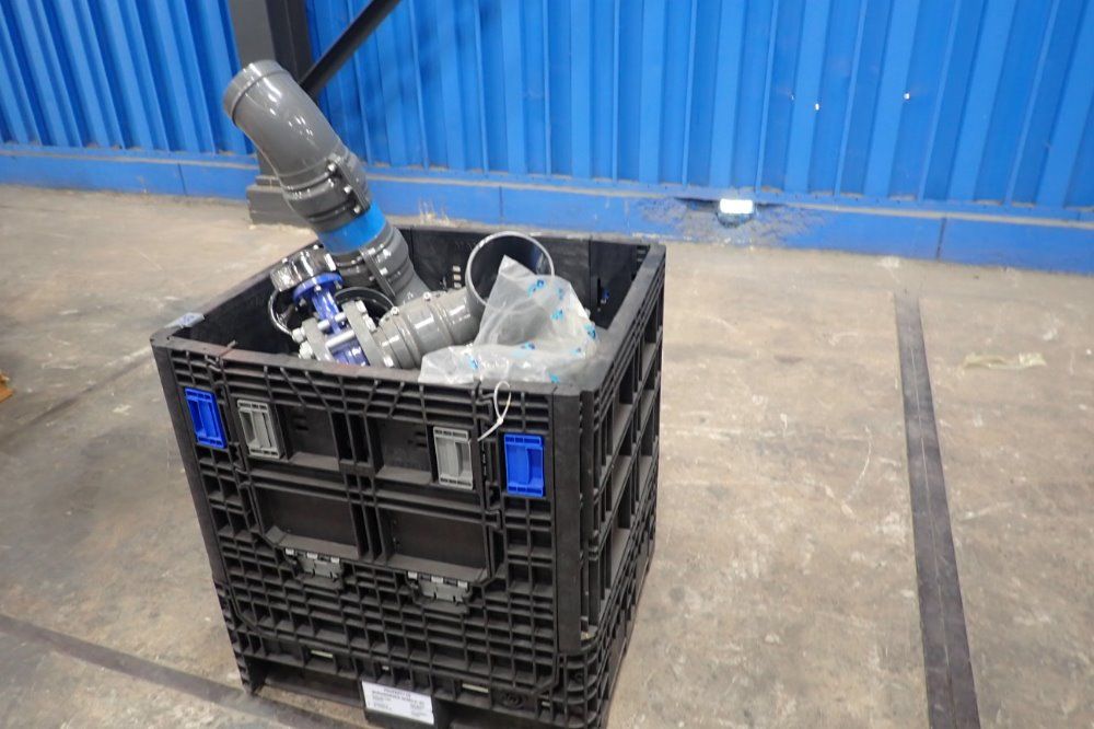 Airpipe Assorted Pipes,couplings And Valves