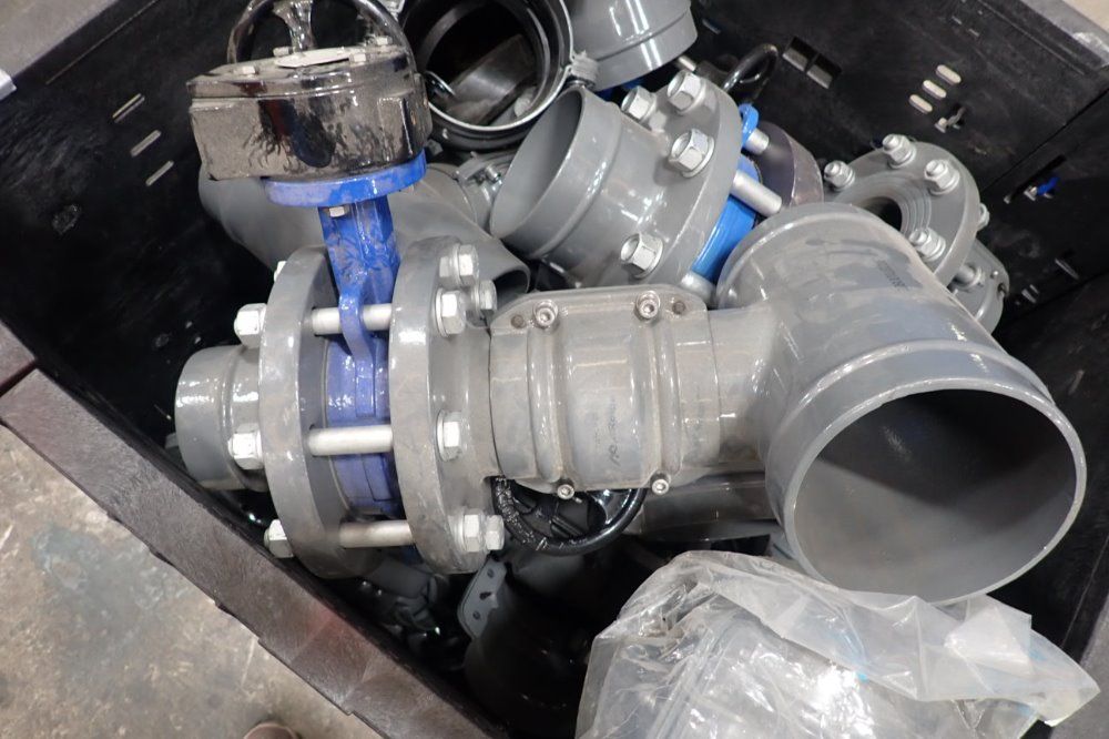 Airpipe Assorted Pipes,couplings And Valves